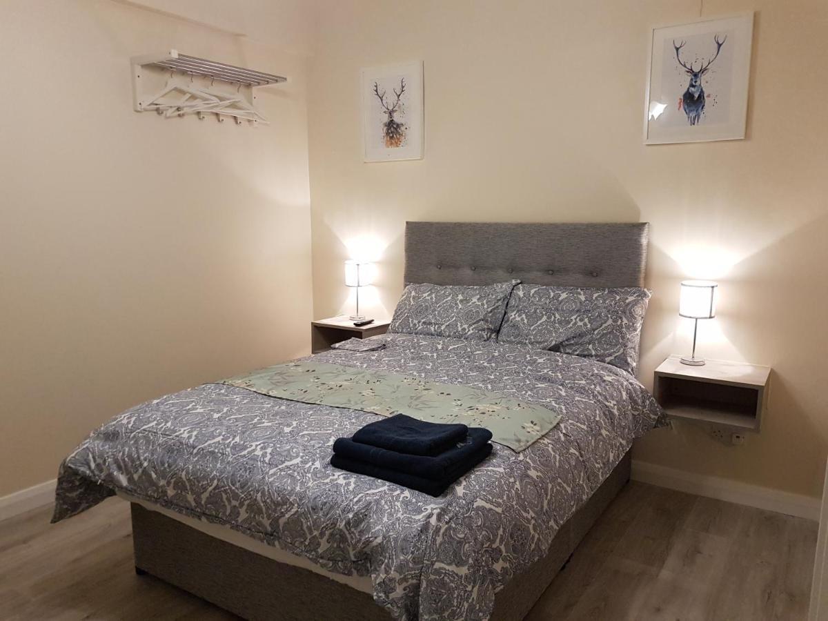 Grant Rooms Лъндъндери Екстериор снимка